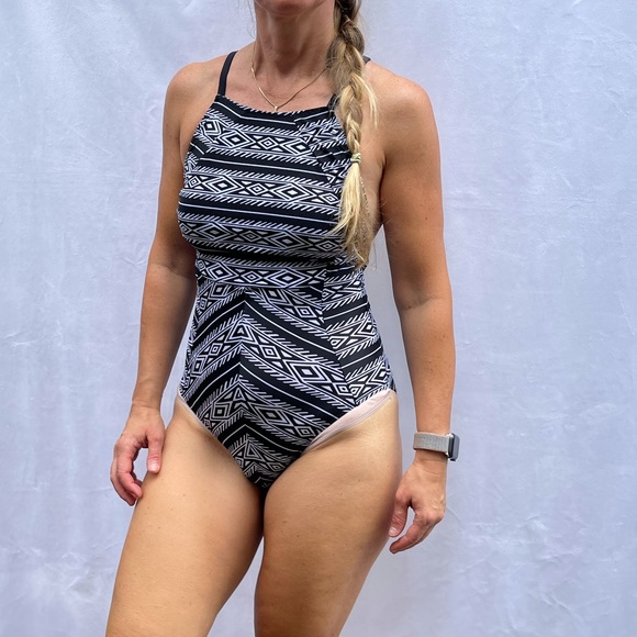 DIVA by Rachel Pappo One Piece halter Swimsuit Size 6 - Picture 9 of 10